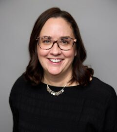 Amy Rowan Headshot